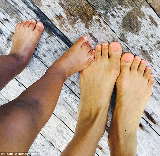 rochelle humes feet 2