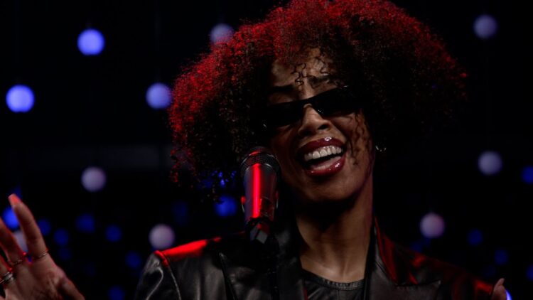 rochelle jordan feet 5