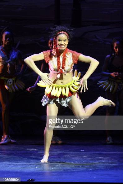 rochelle nicole feet