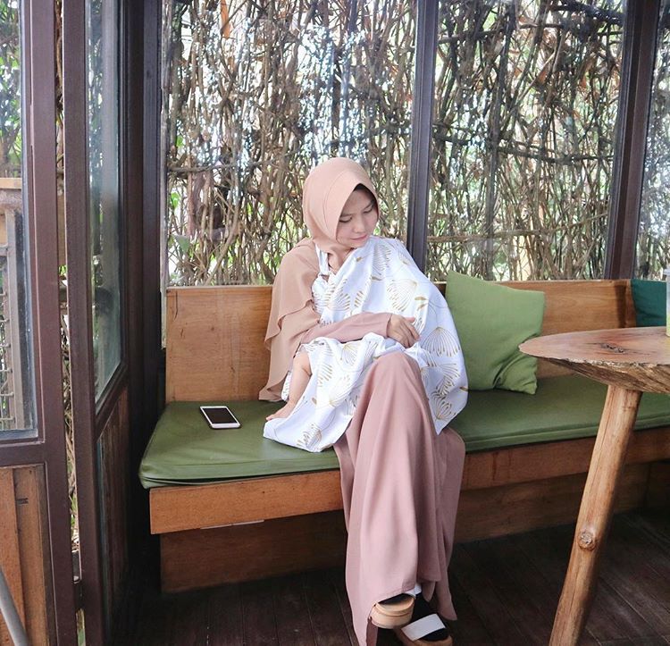 roja fitridayani feet