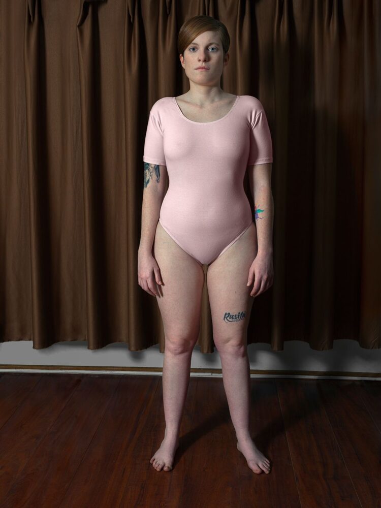 romina ressia feet 3