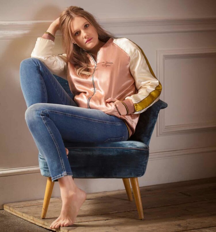 romola garai feet 3