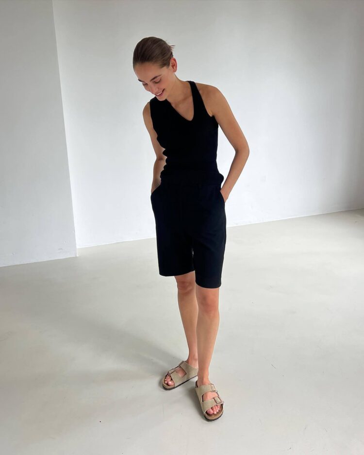 romy schonberger feet 3