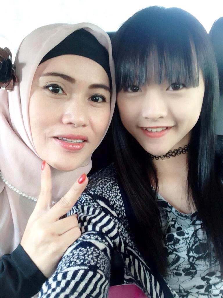 rona anggreani feet 5