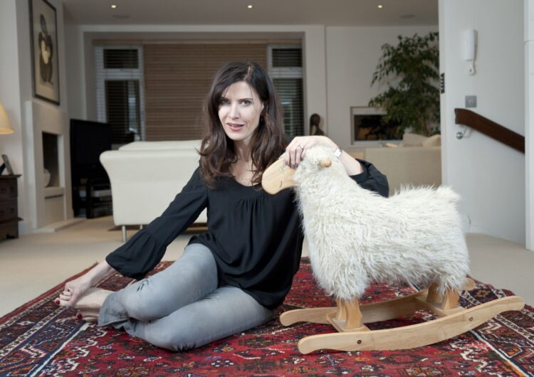 ronni ancona feet 4 scaled