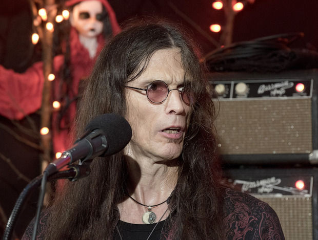 ronnie younkins feet 6