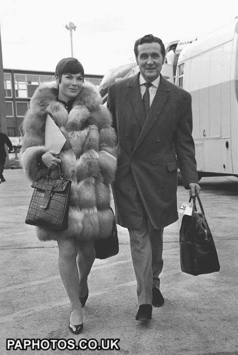 rony louanne correa feet 2