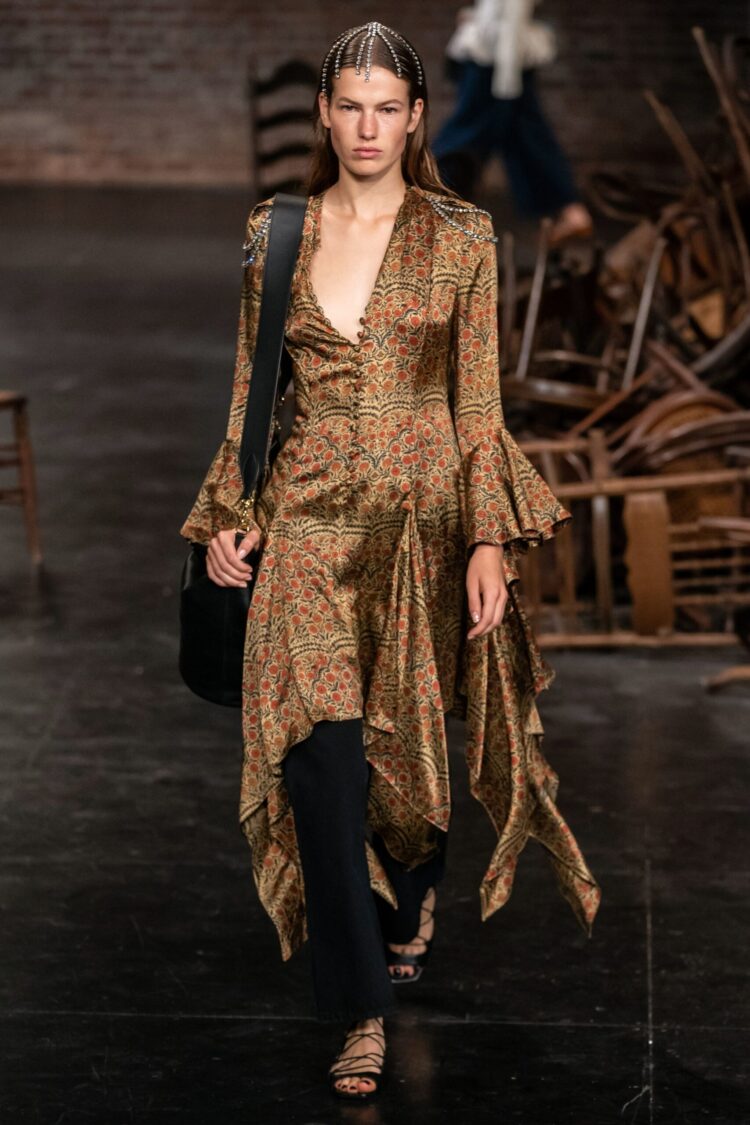 roos van der aa feet 3 scaled