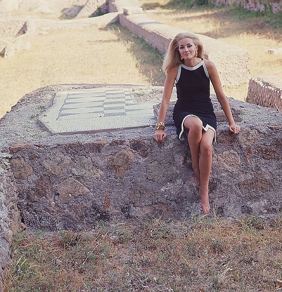 rosa maria bianchi feet 1