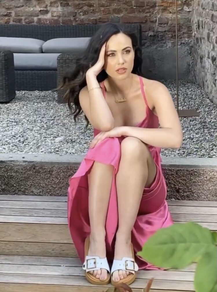 rosalinda cannavo feet 1