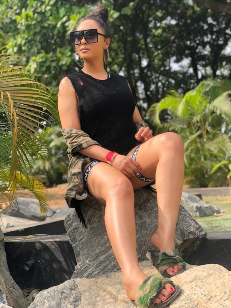 rosaline meurer feet 3