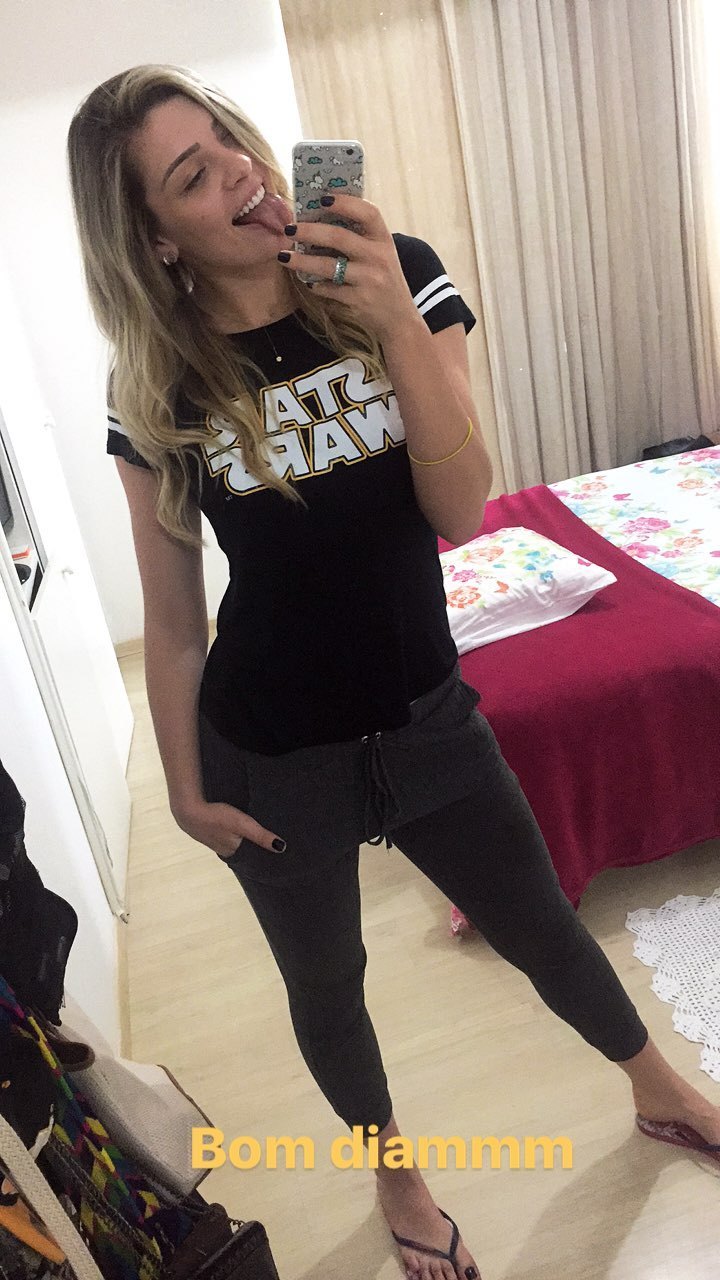 rosamaria montibeller feet 2