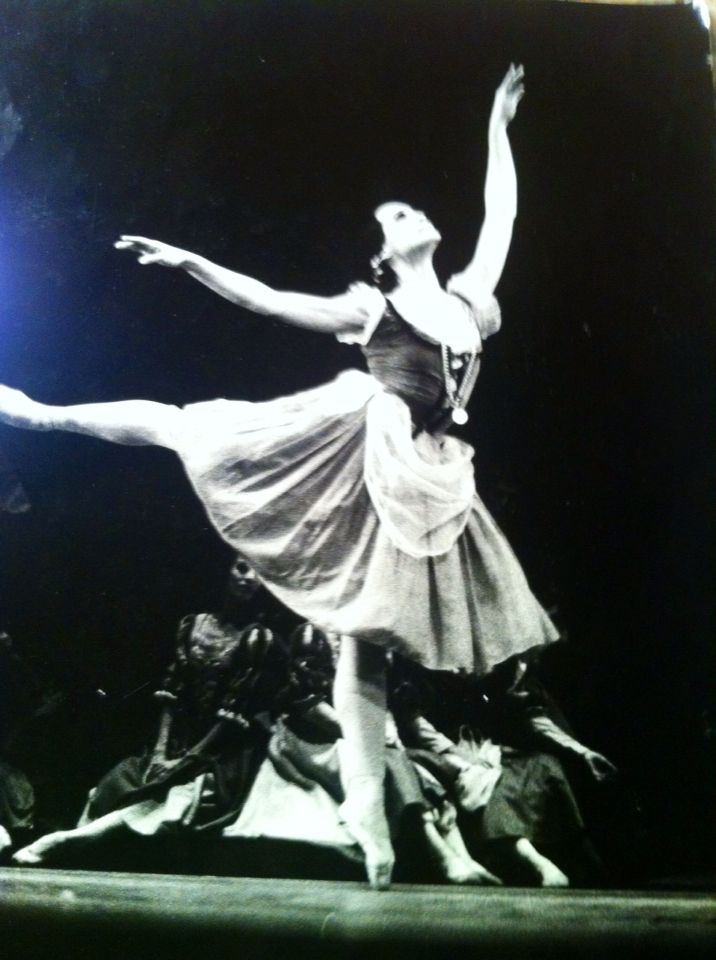 rosario suarez feet 3