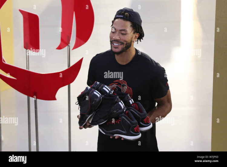 rose cleveland feet 4