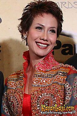 rosianna silalahi feet 4