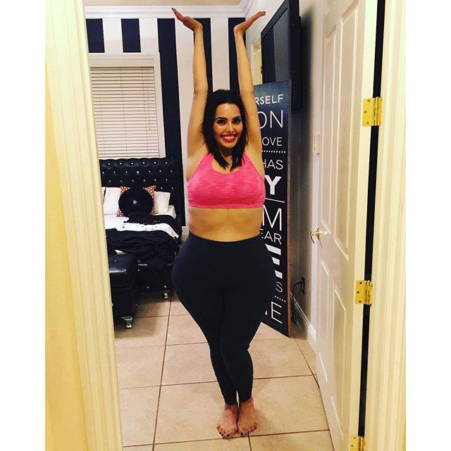 rosie mercado feet 5