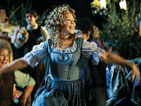 rosie the hobbit feet 1