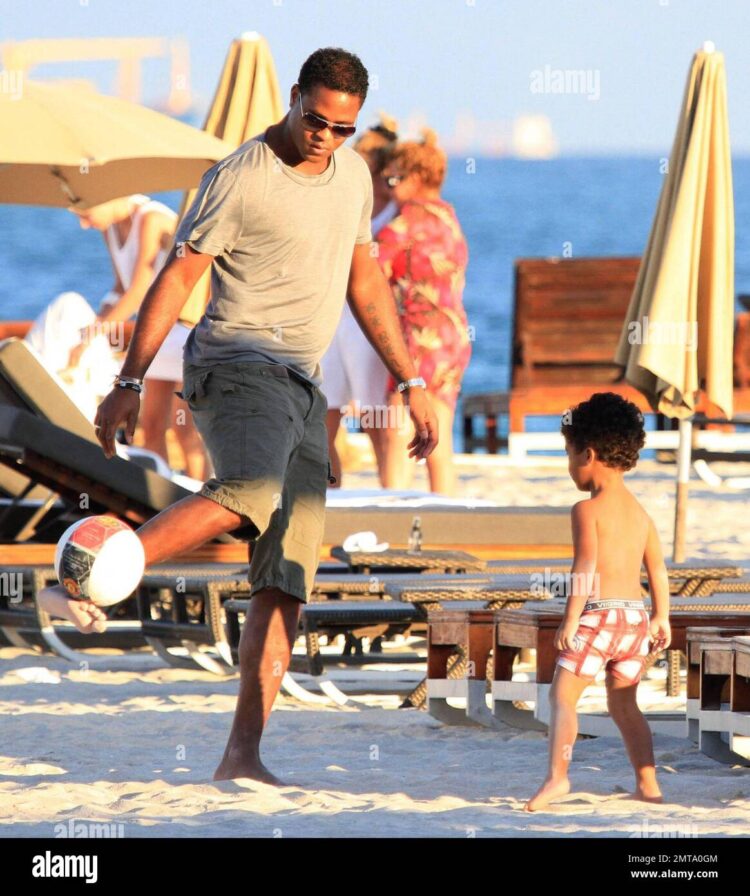 rossana kluivert feet 4