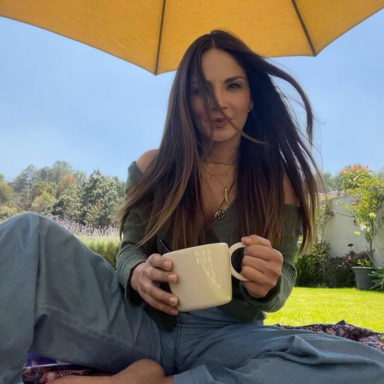 rossana najera feet 5