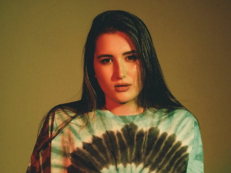 roza kostandyan feet