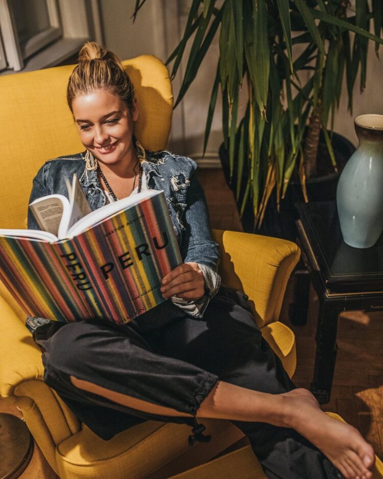 rozina wossala feet 3