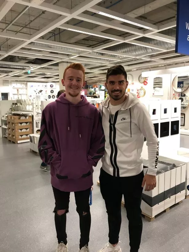 ruben neves feet