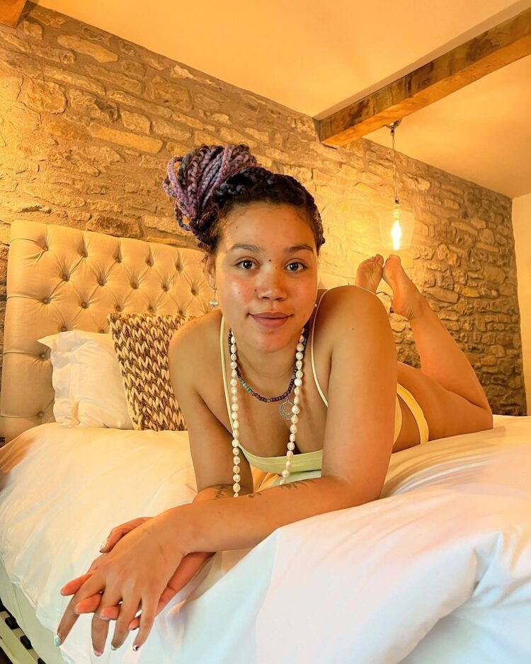 ruby barker feet 2