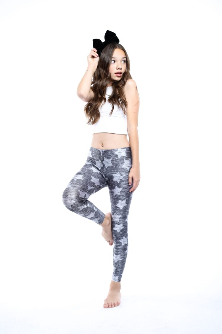 ruby jay feet 1 scaled