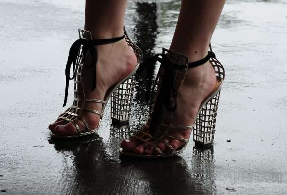 rufa mae quinto feet 4