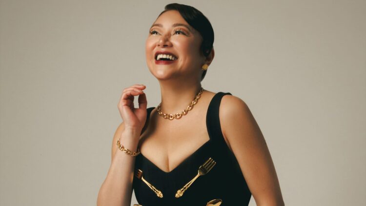 rufa mae quinto feet 6