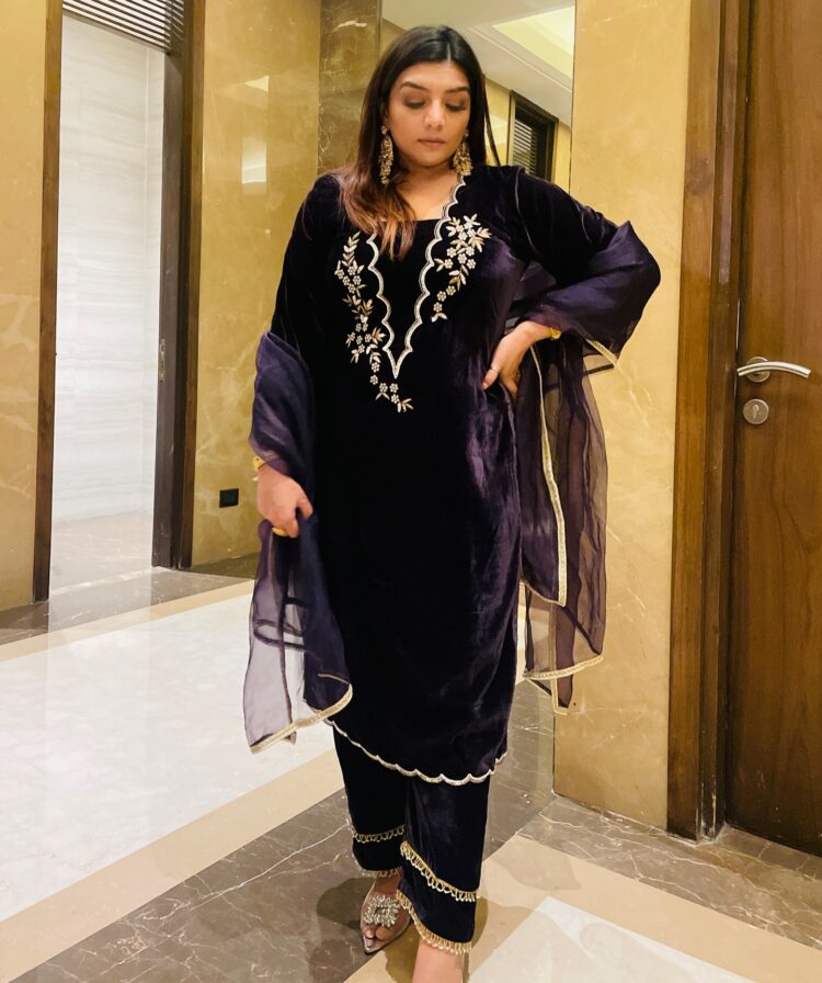 rupinder handa feet 1