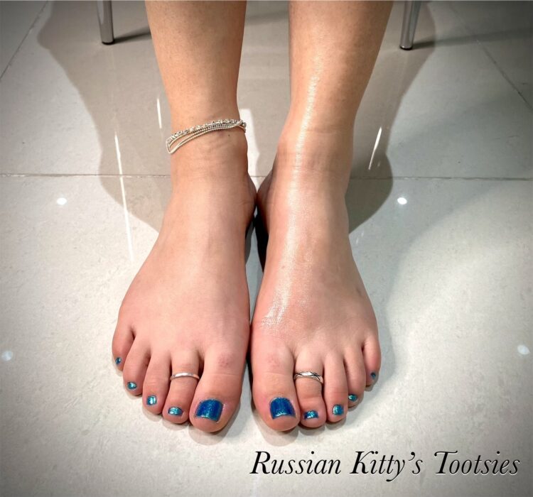 russya feet 6