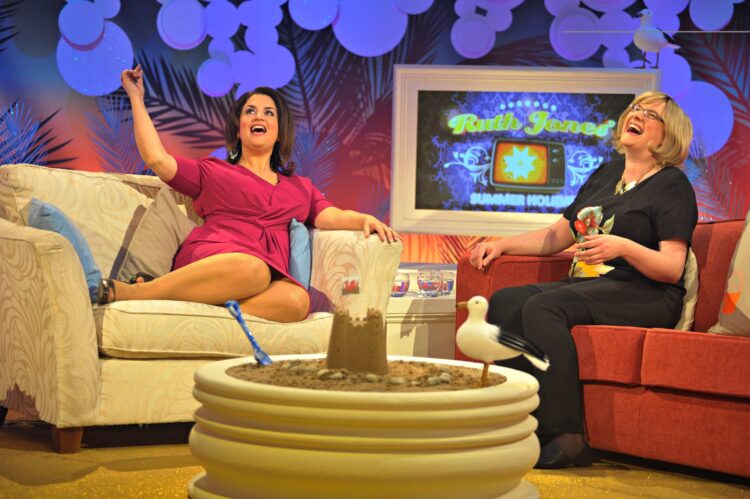 ruth jones feet 6