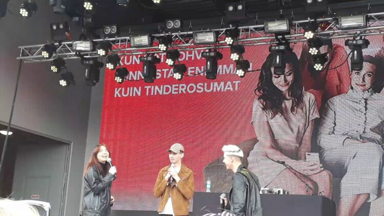 saana boelius feet 2