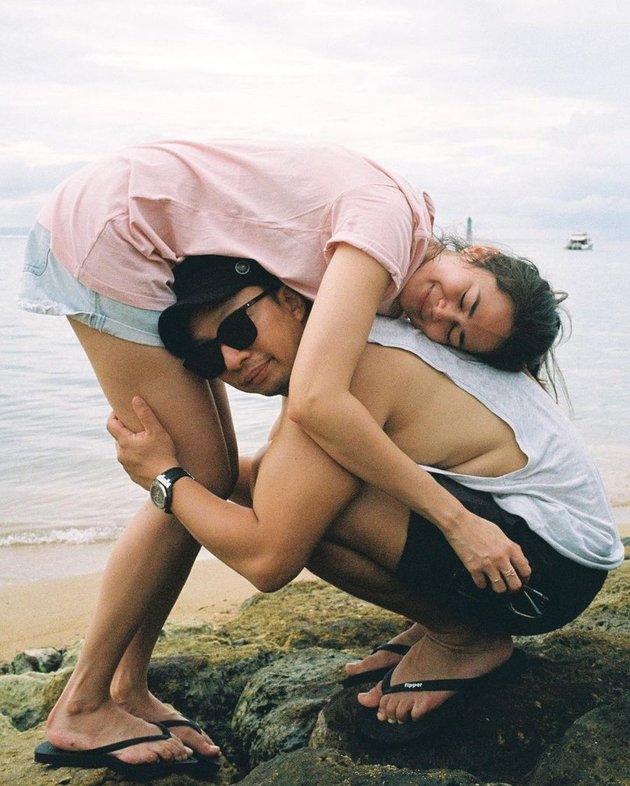 sabai dieter morscheck feet 3