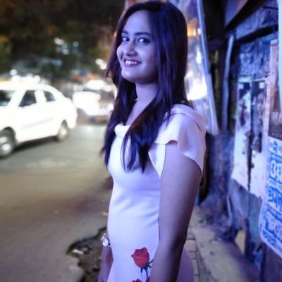 sabina yasmin feet 5