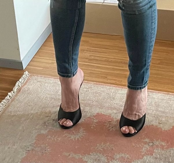 sabina yasmin feet 6