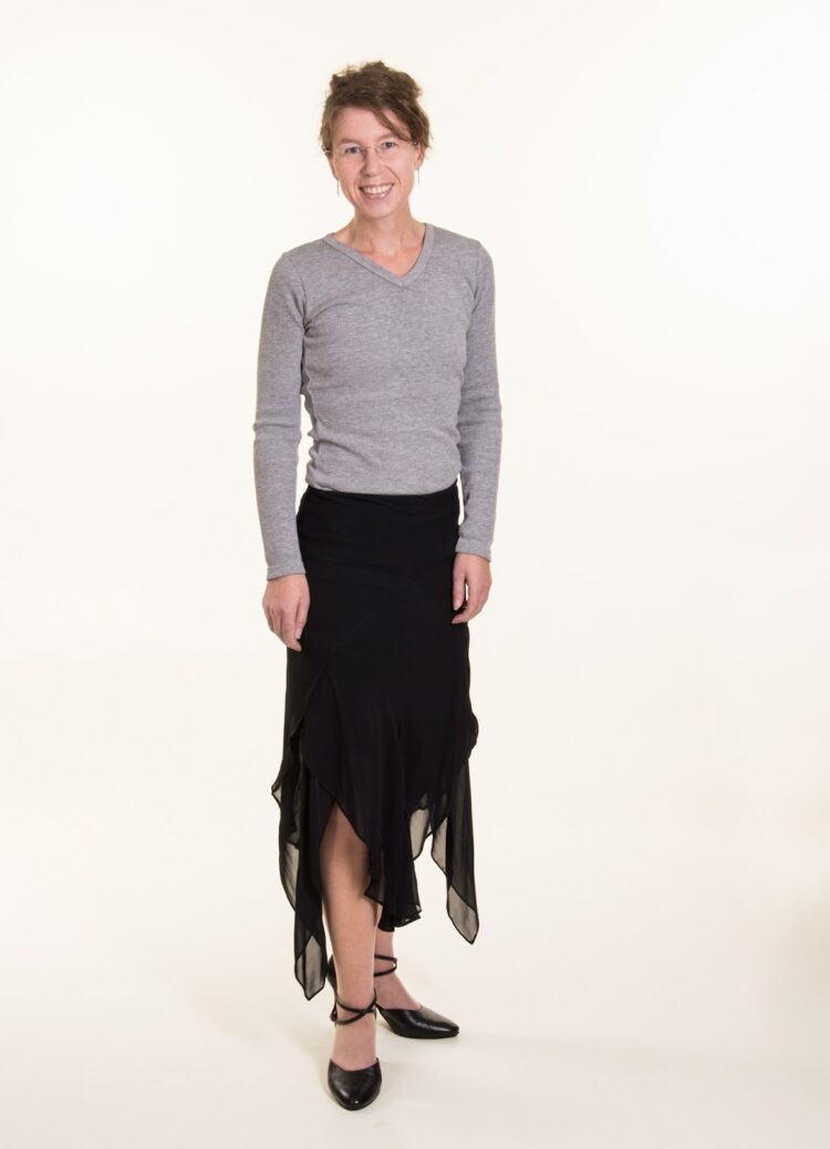 sabine hossenfelder feet