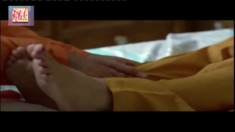 sabreen hisbani feet 4