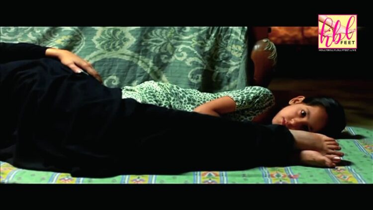 sabreen hisbani feet