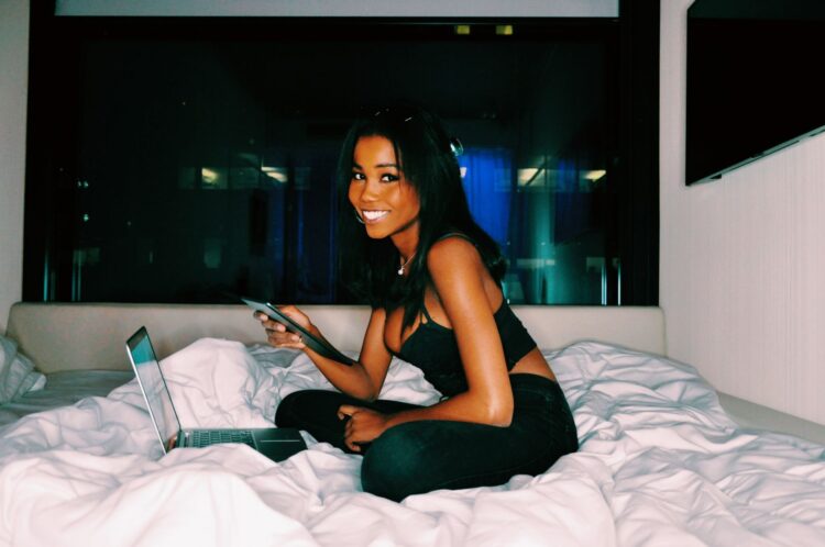 sabrina lassegue feet