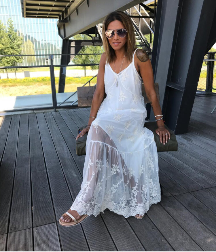 sabrina setlur feet 4