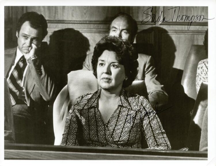 sada thompson feet 3