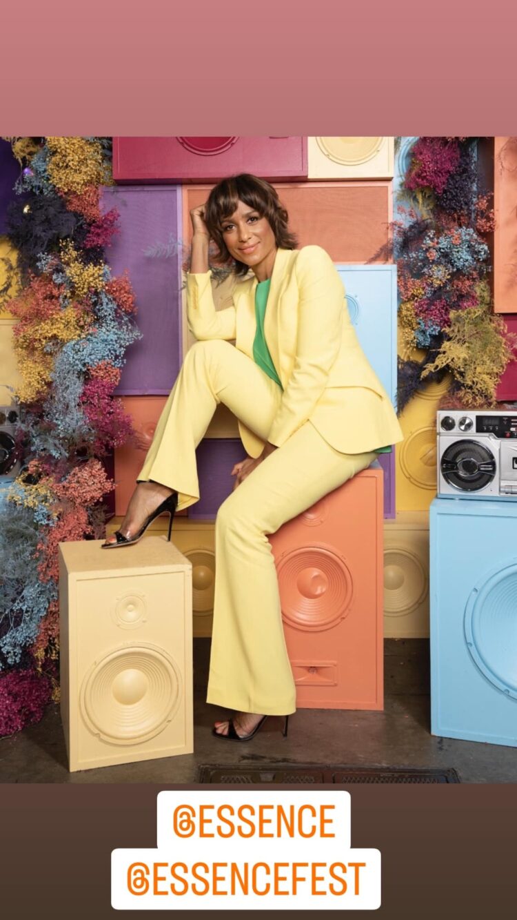 sade baderinwa feet 5