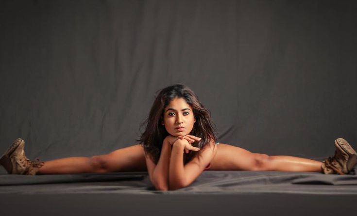 sadhwi majumder feet 4