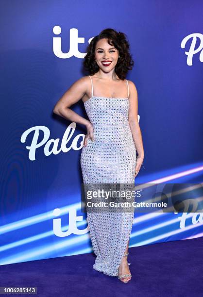 saffron coomber feet 3