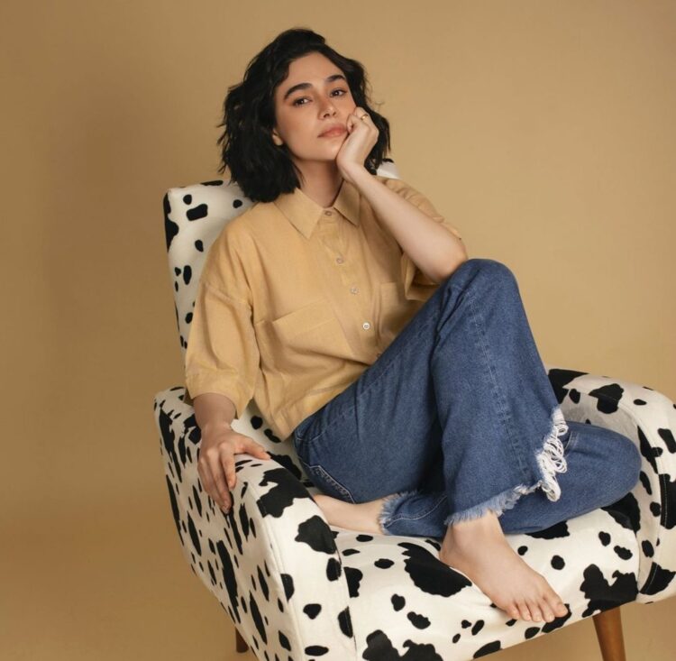 saheefa jabbar khattak feet 6