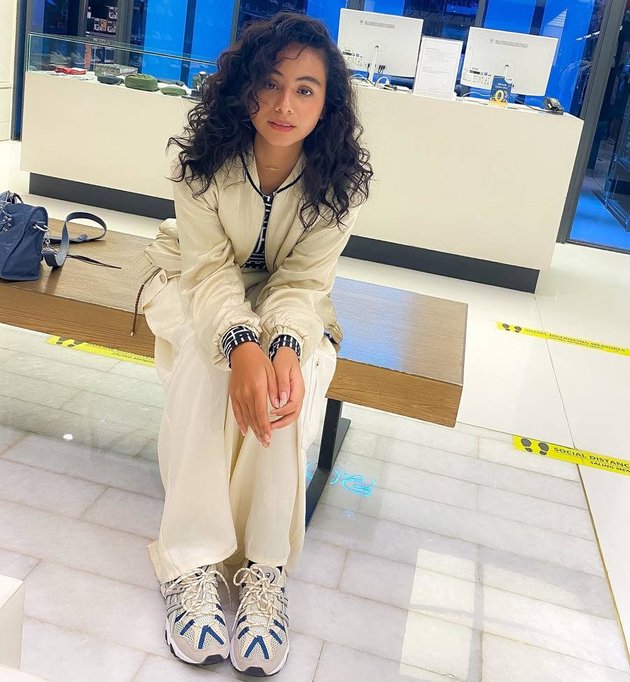 sahila hisyam feet 3