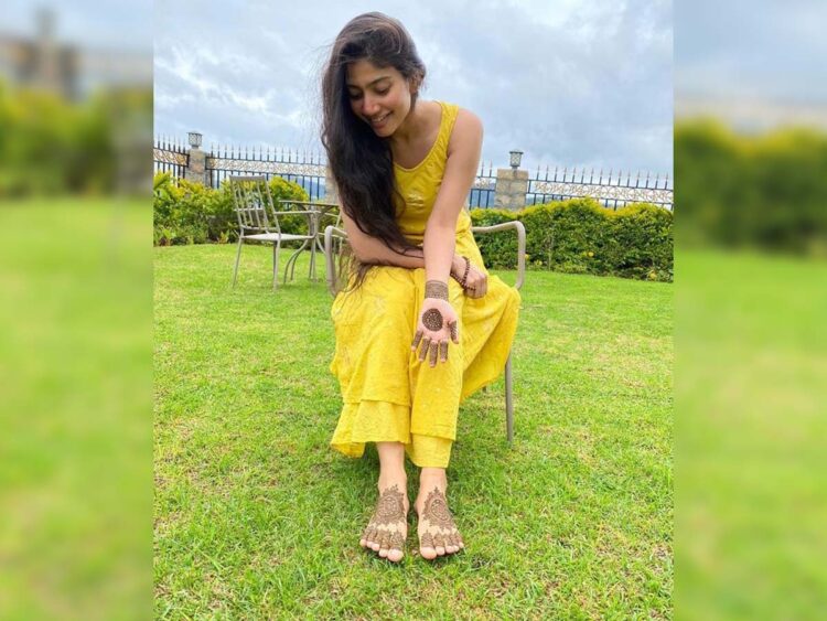 sai pallavi feet 2