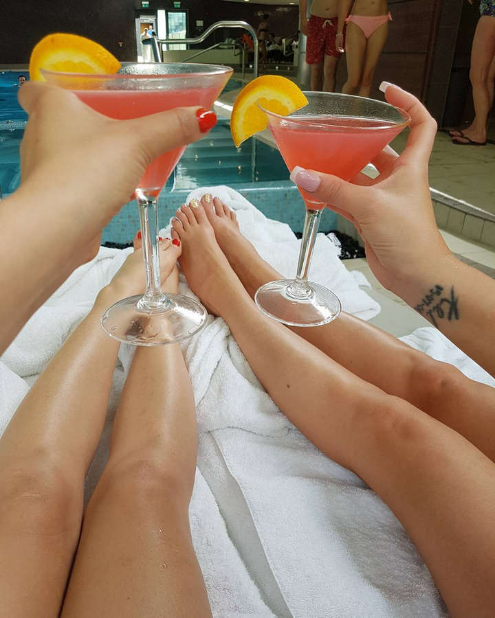 saira choudhry feet 3